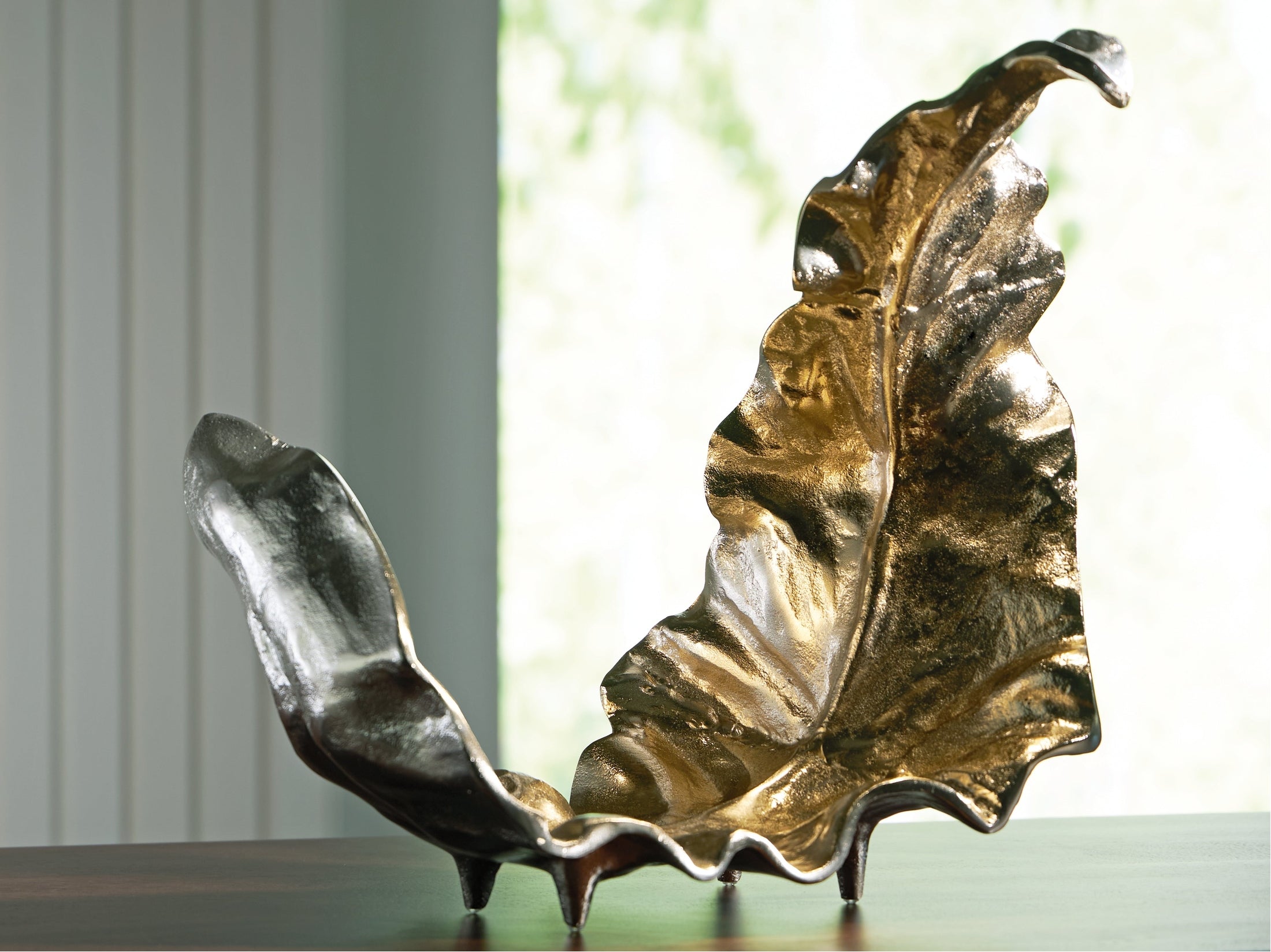 Darinsen Gold/Silver Finish Sculpture