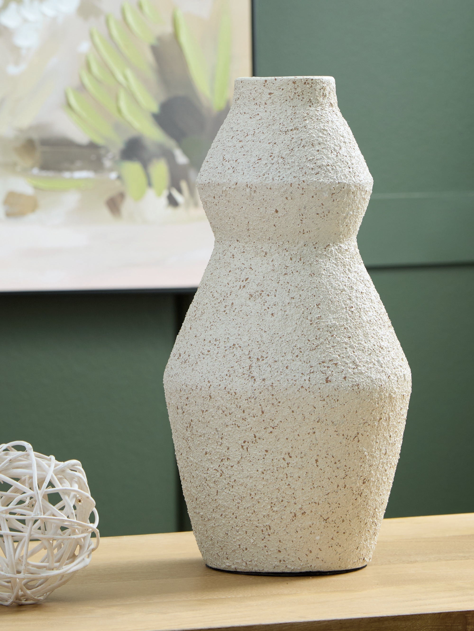 Dawthorne Cream Vase