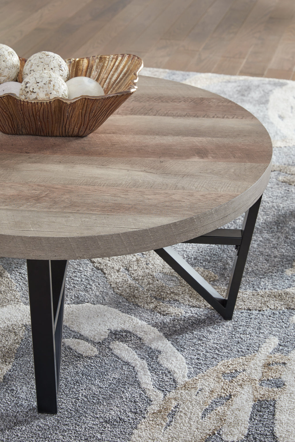 Deanlee Grayish Brown/Black Occasional Table Set (Set of 3)