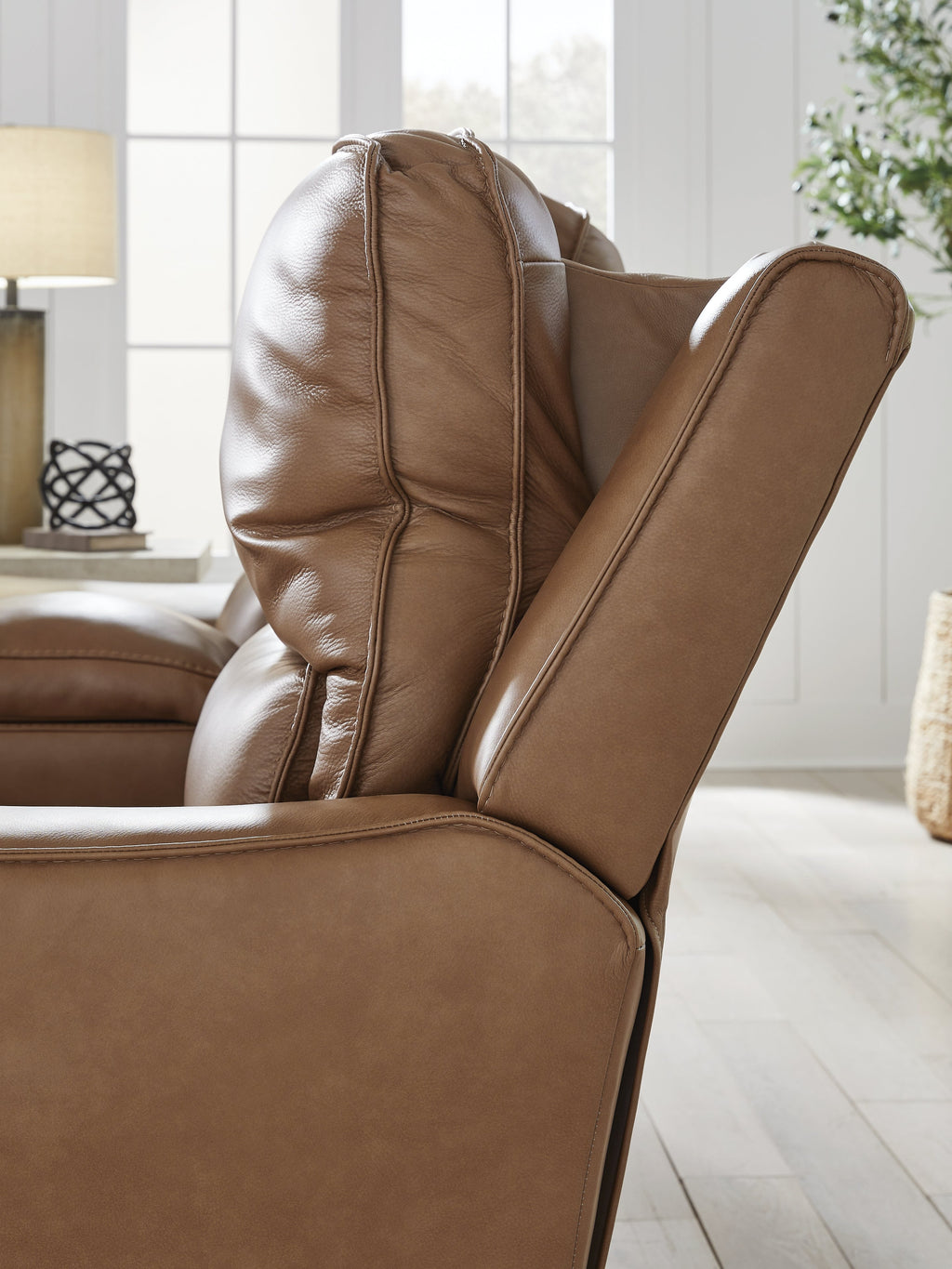 DeepWakes Caramel Power Reclining Loveseat/CON/ADJ HDRST