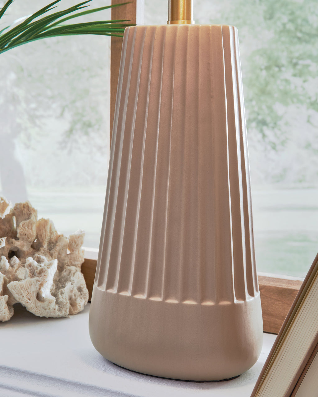 Dellner Mocha Table Lamp