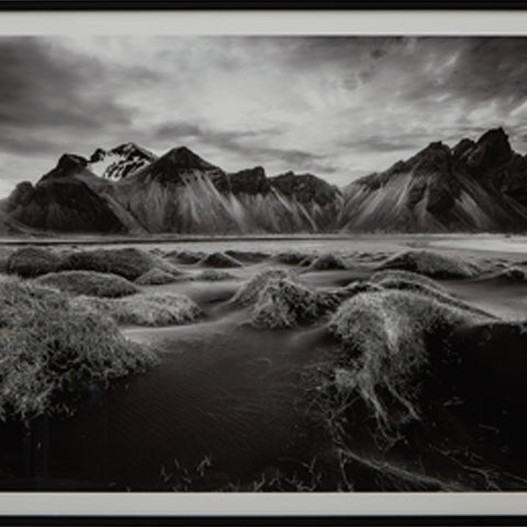 Delstone Black/White Wall Art