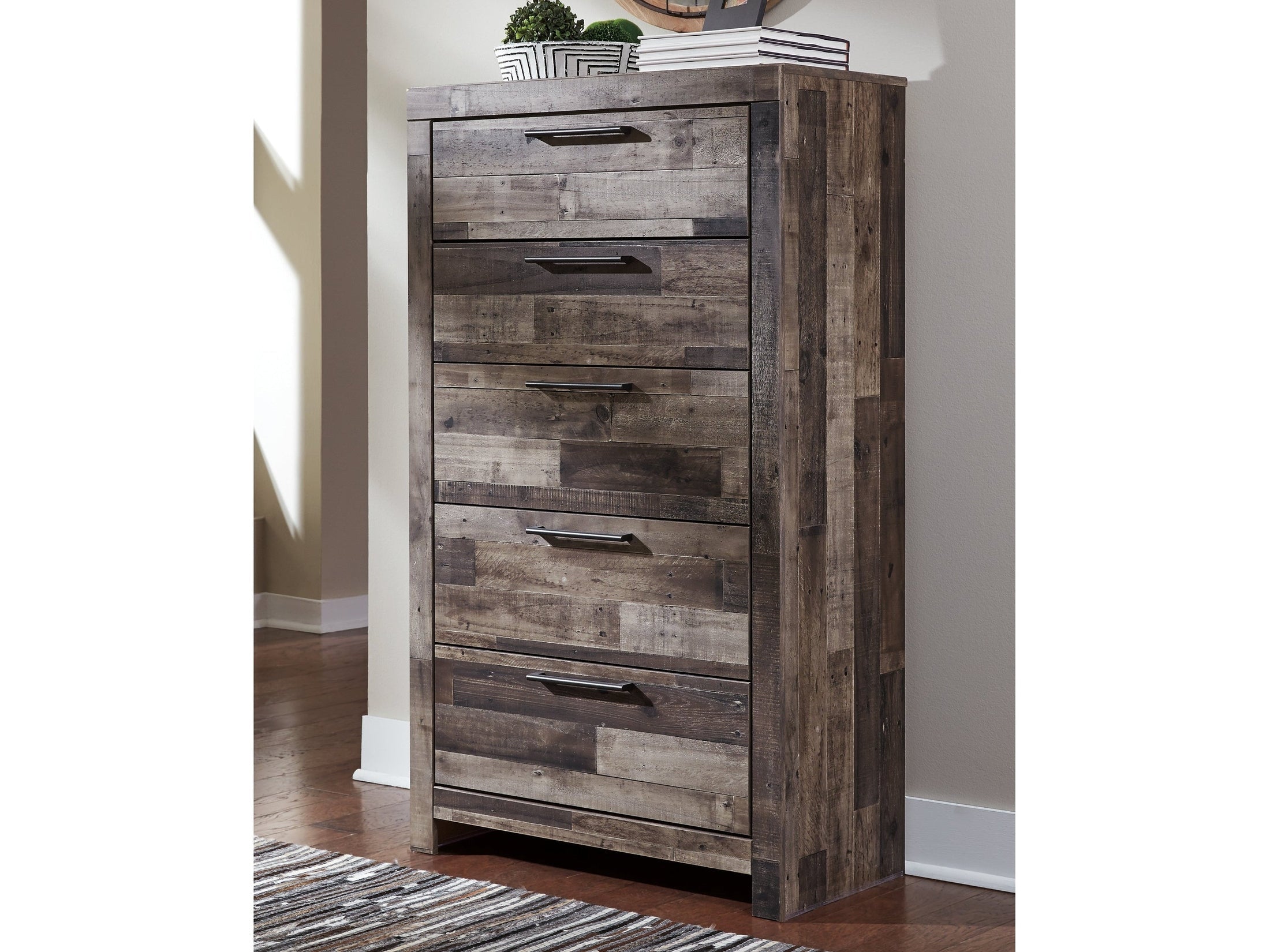 Derekson Multi Gray Chest