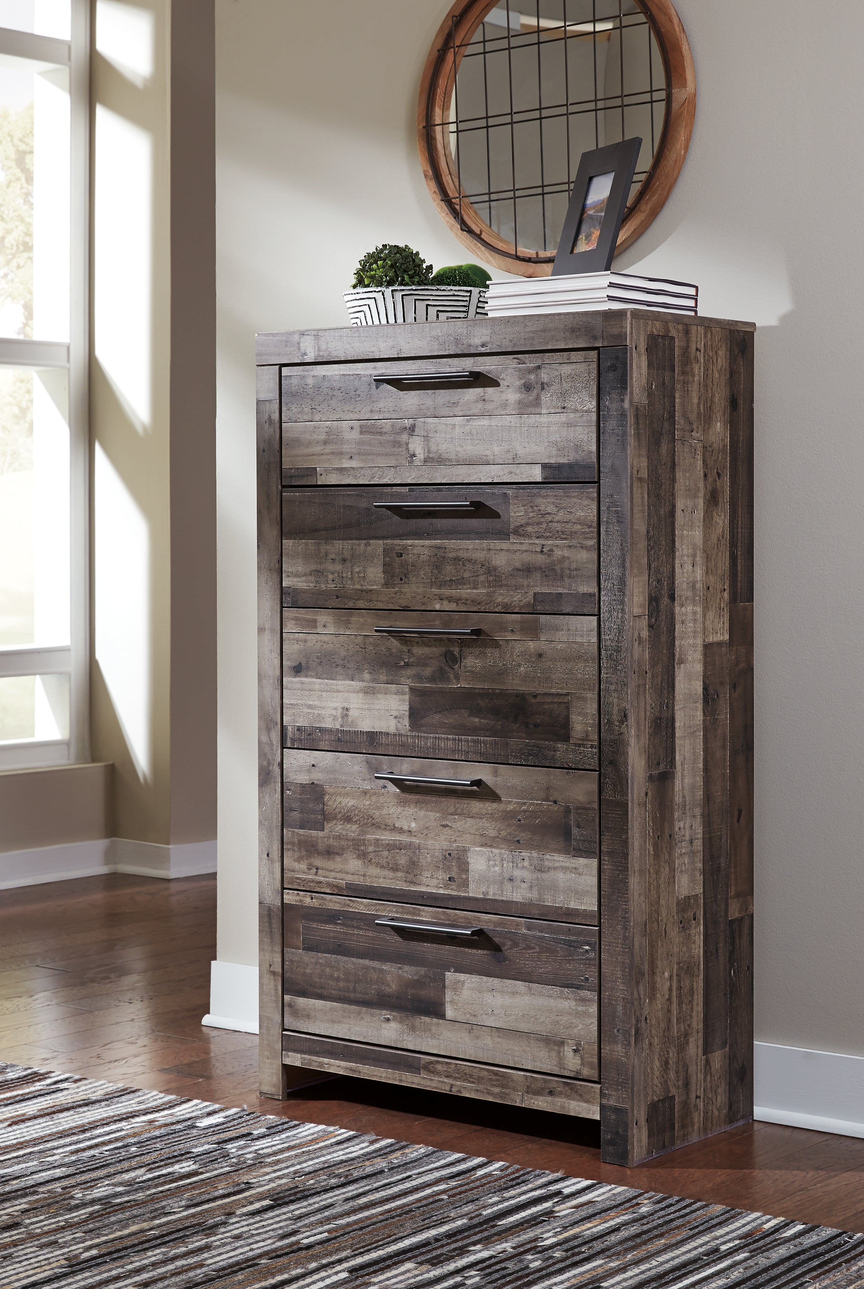 Derekson Multi Gray Full Panel Bedroom Set with Dresser and Chest