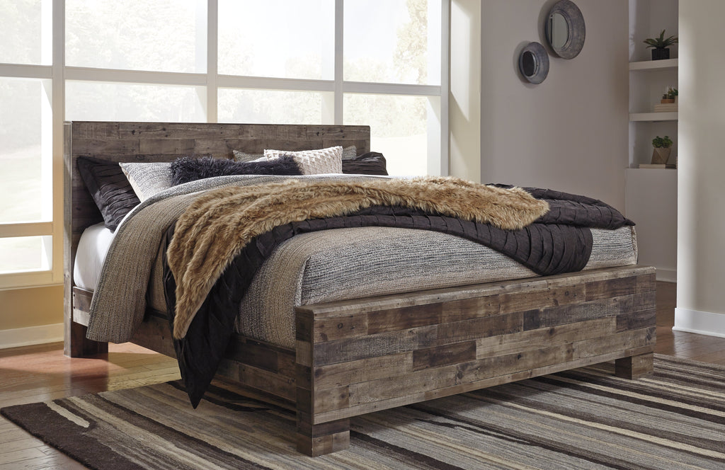 Derekson Multi King Panel Bedroom Set, Gray