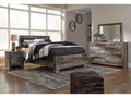 Derekson Multi Gray Queen Panel Bedroom Set / 4pc