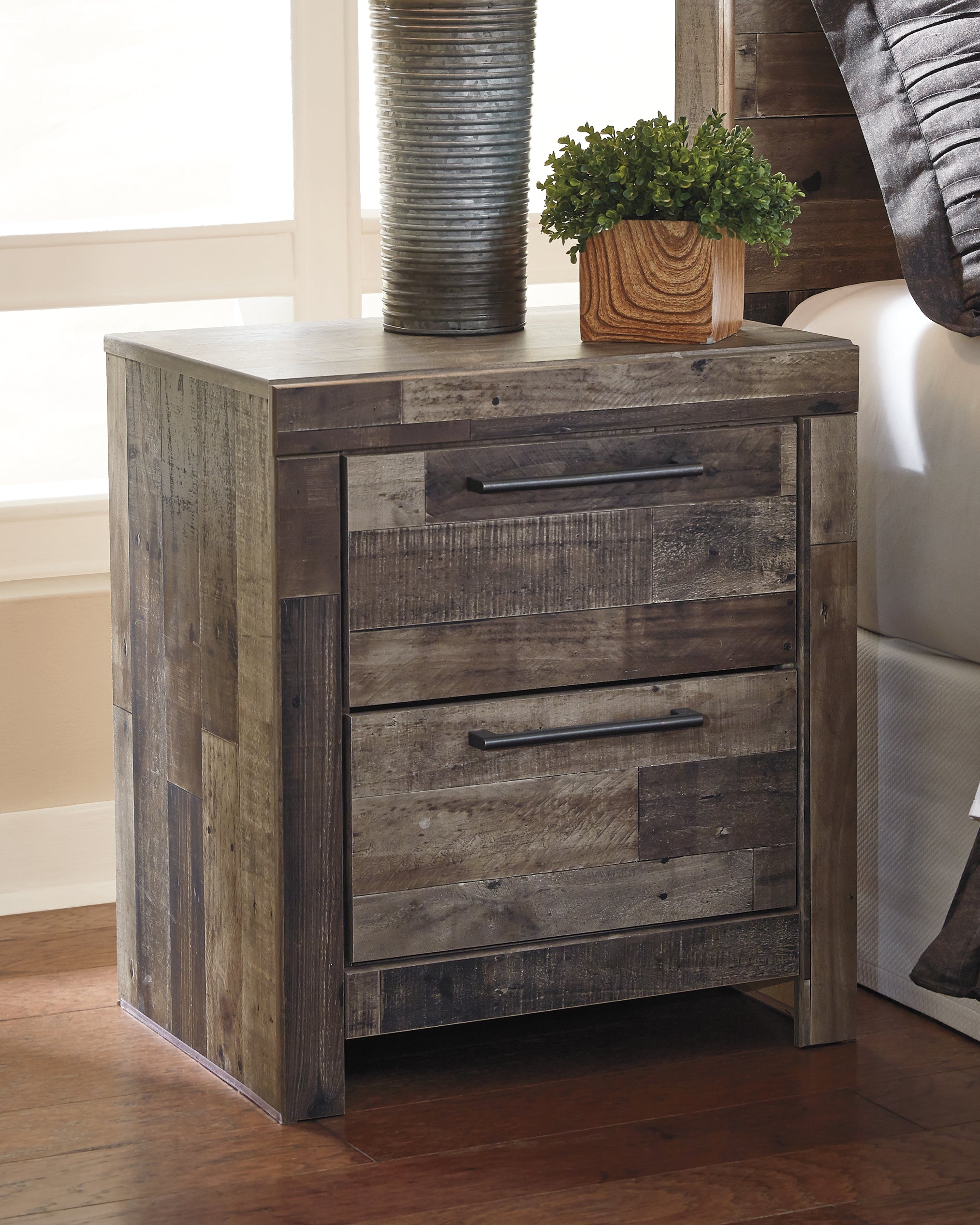 Derekson Multi Queen Panel Storage Bedroom Set, Gray