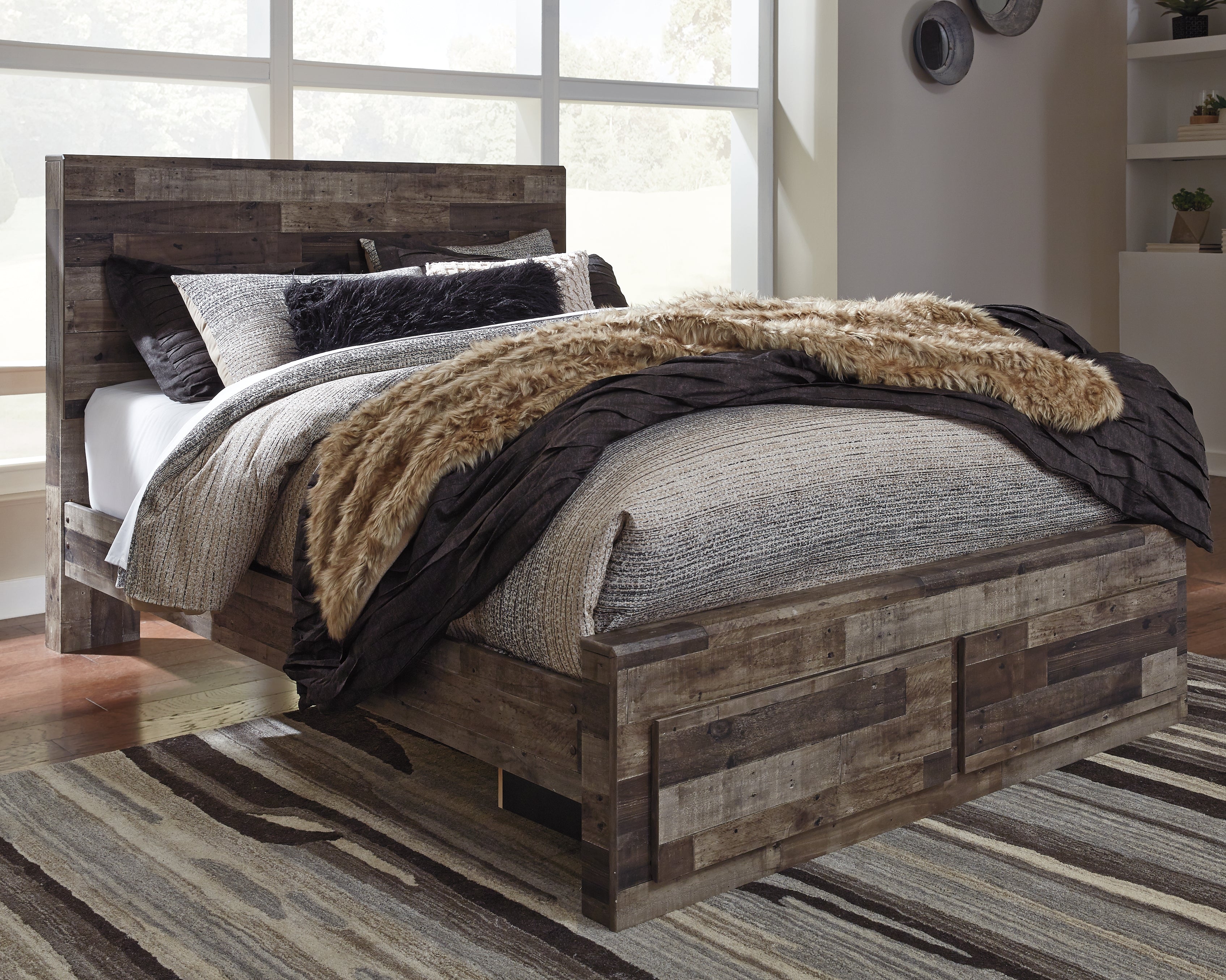 Derekson Multi Queen Panel Storage Bedroom Set, Gray