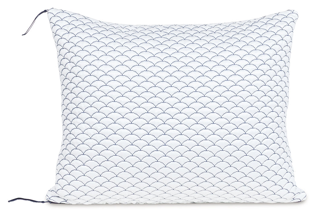DreamCloudTM Classic White Queen/King Pillow (Set of 4)