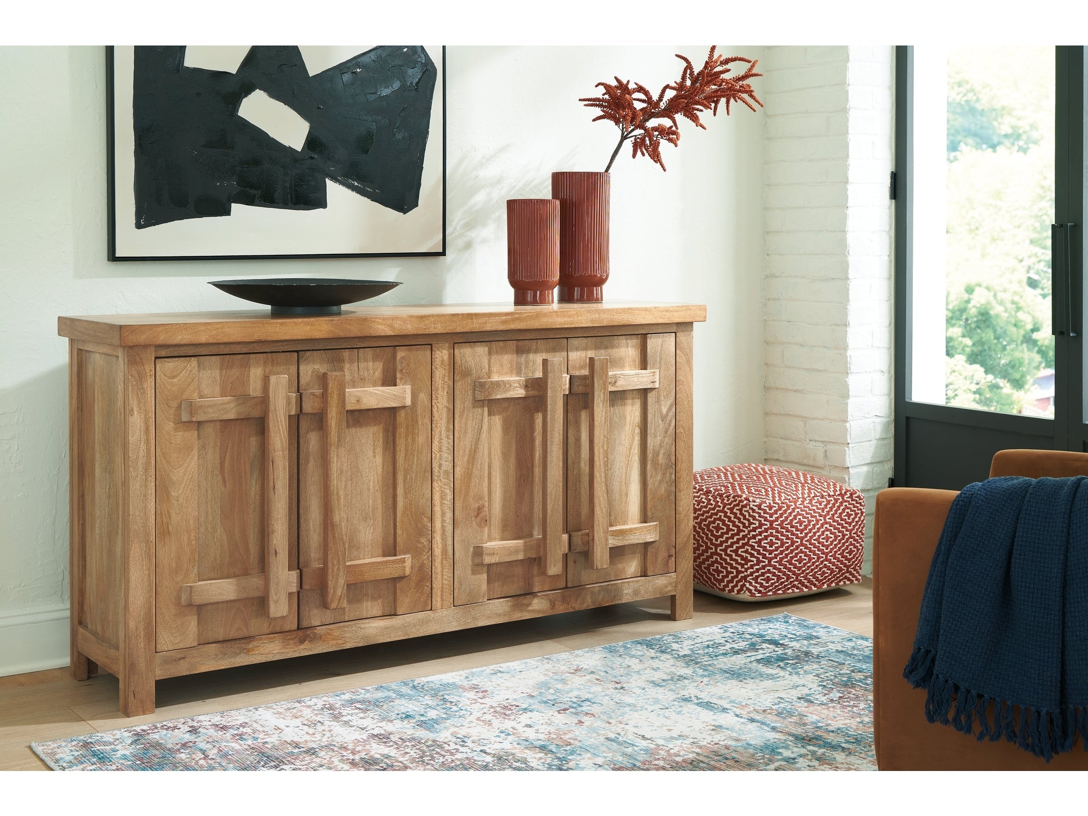 Dresor Natural Accent Cabinet