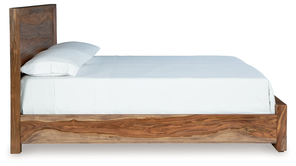 Dressonni Brown King Panel Bed