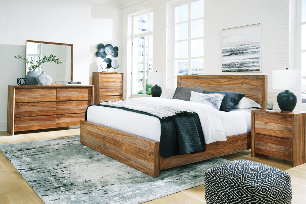 Dressonni Brown Queen Panel Bed