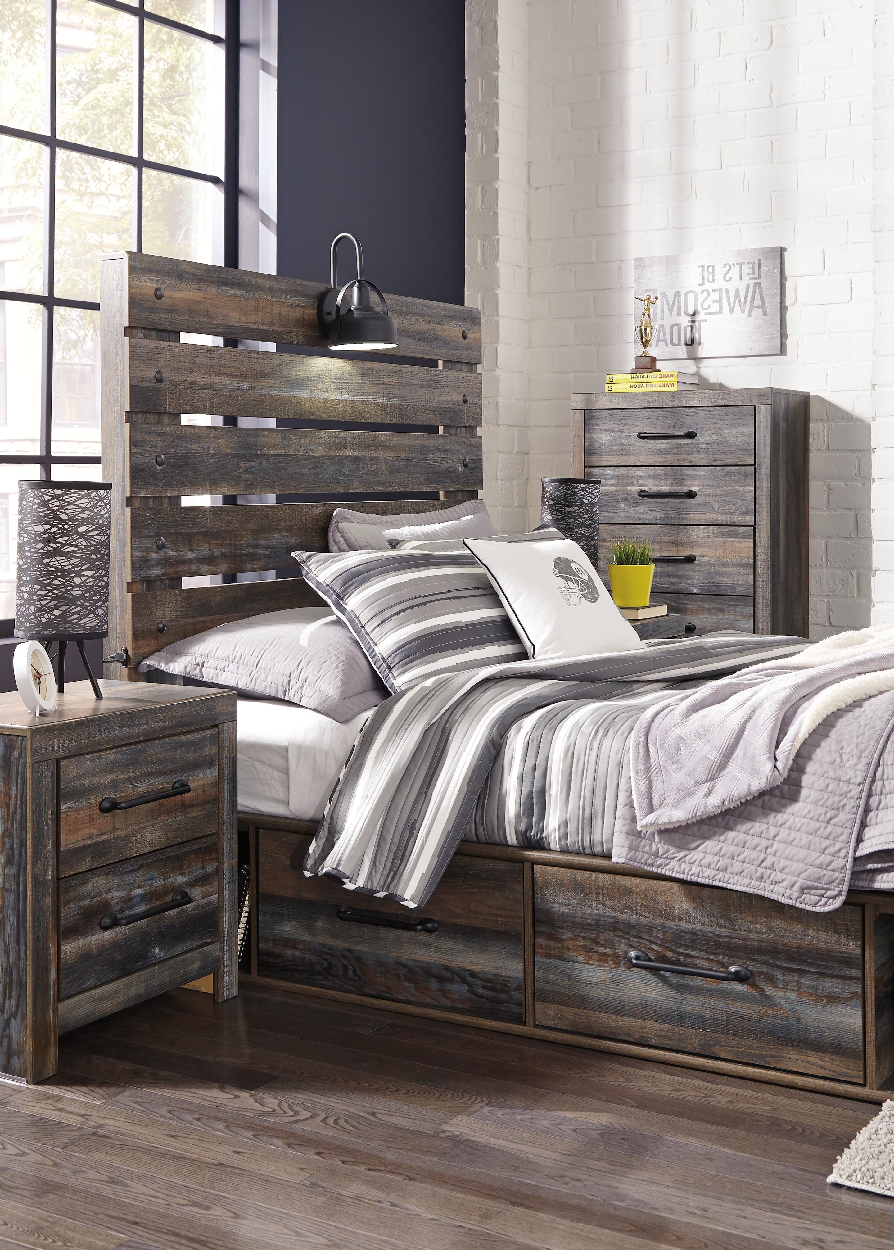 Drystan Multi Full Panel Youth Bed w/2 Storage Drawers