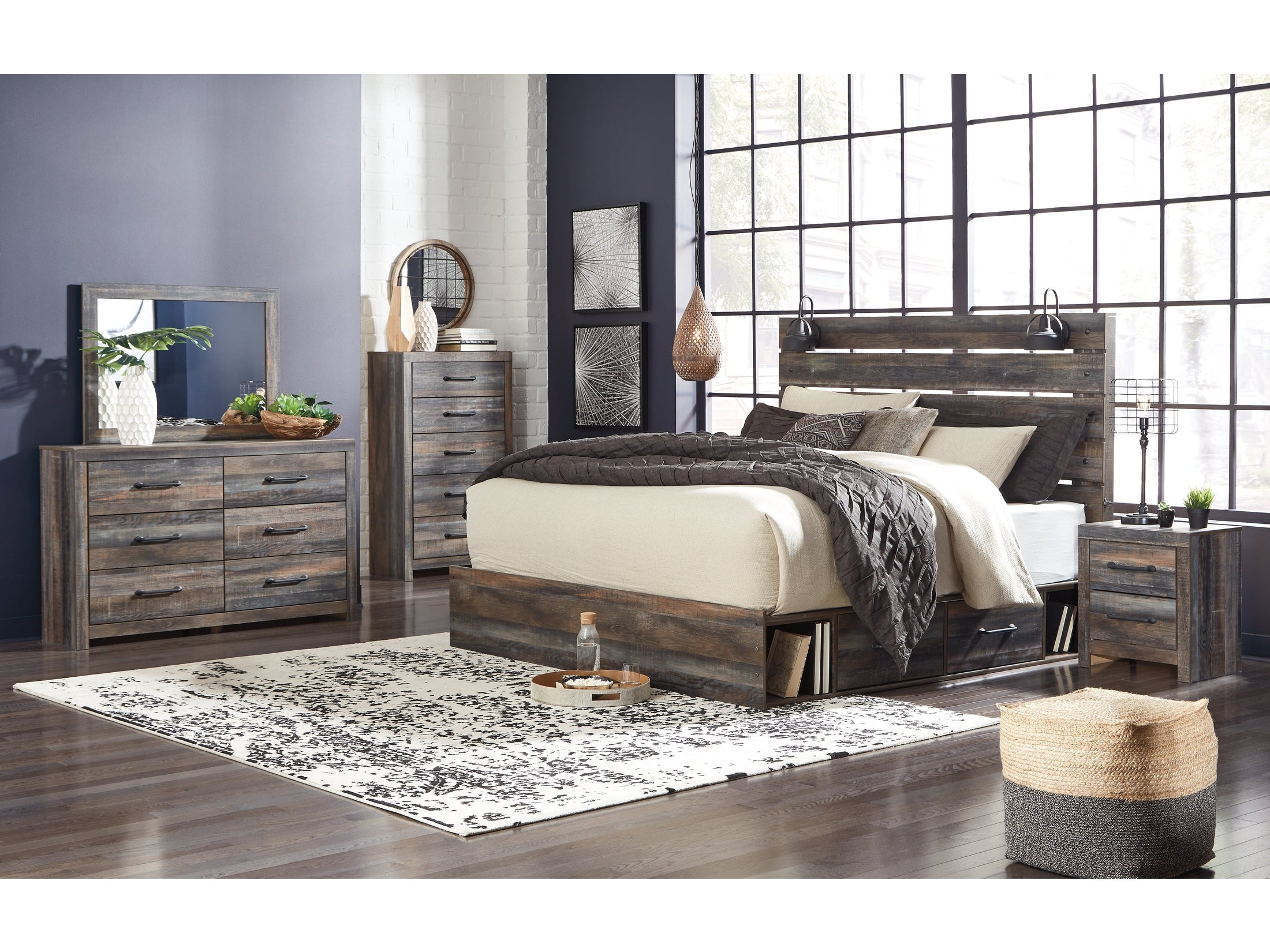 Drystan Multi King Panel Bedroom Set
