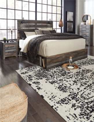 Drystan Multi Tone Queen Panel Bedroom Set / 4 Pc