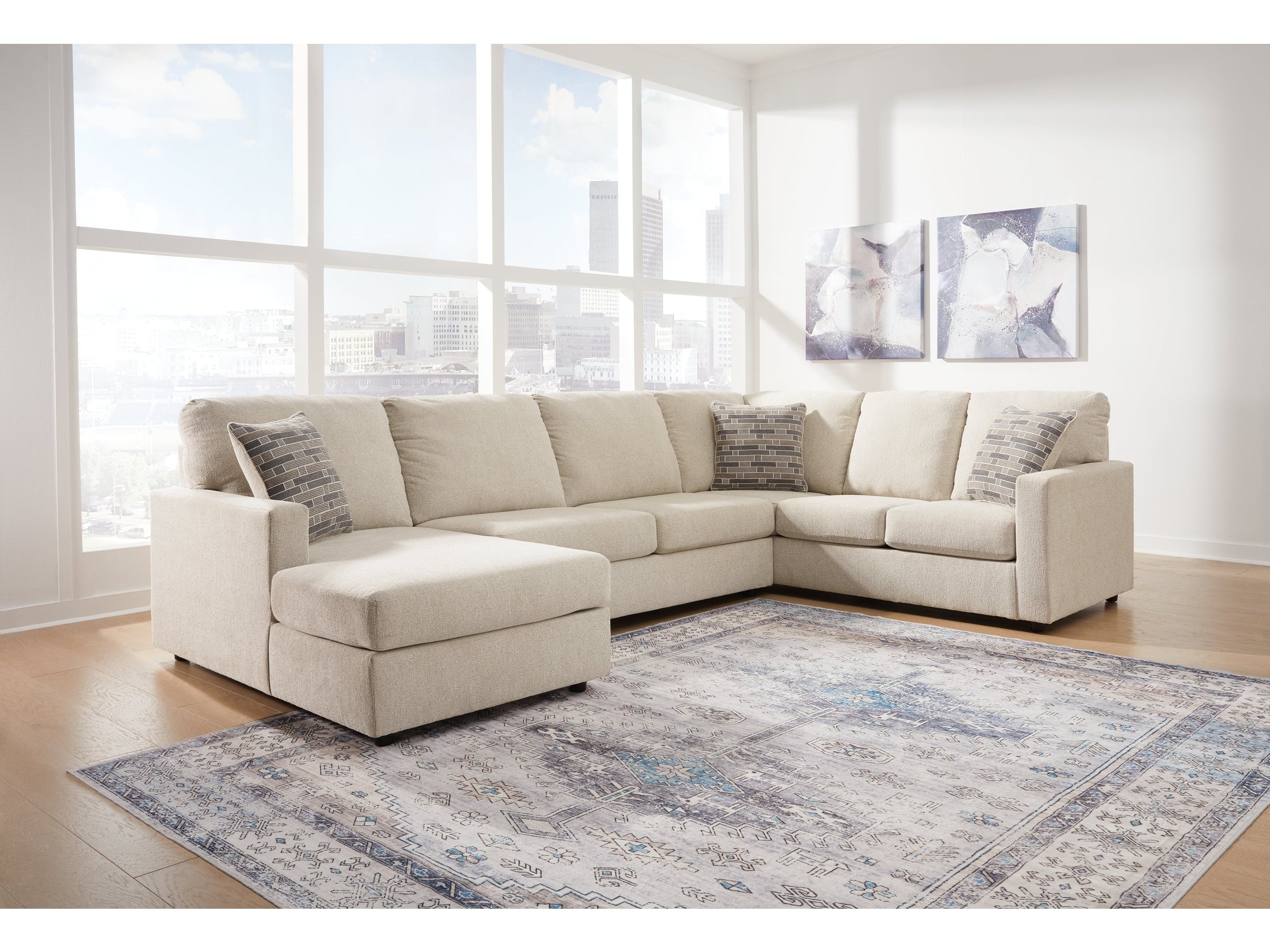 Edenfield Linen 3-Piece Sectional with Chaise