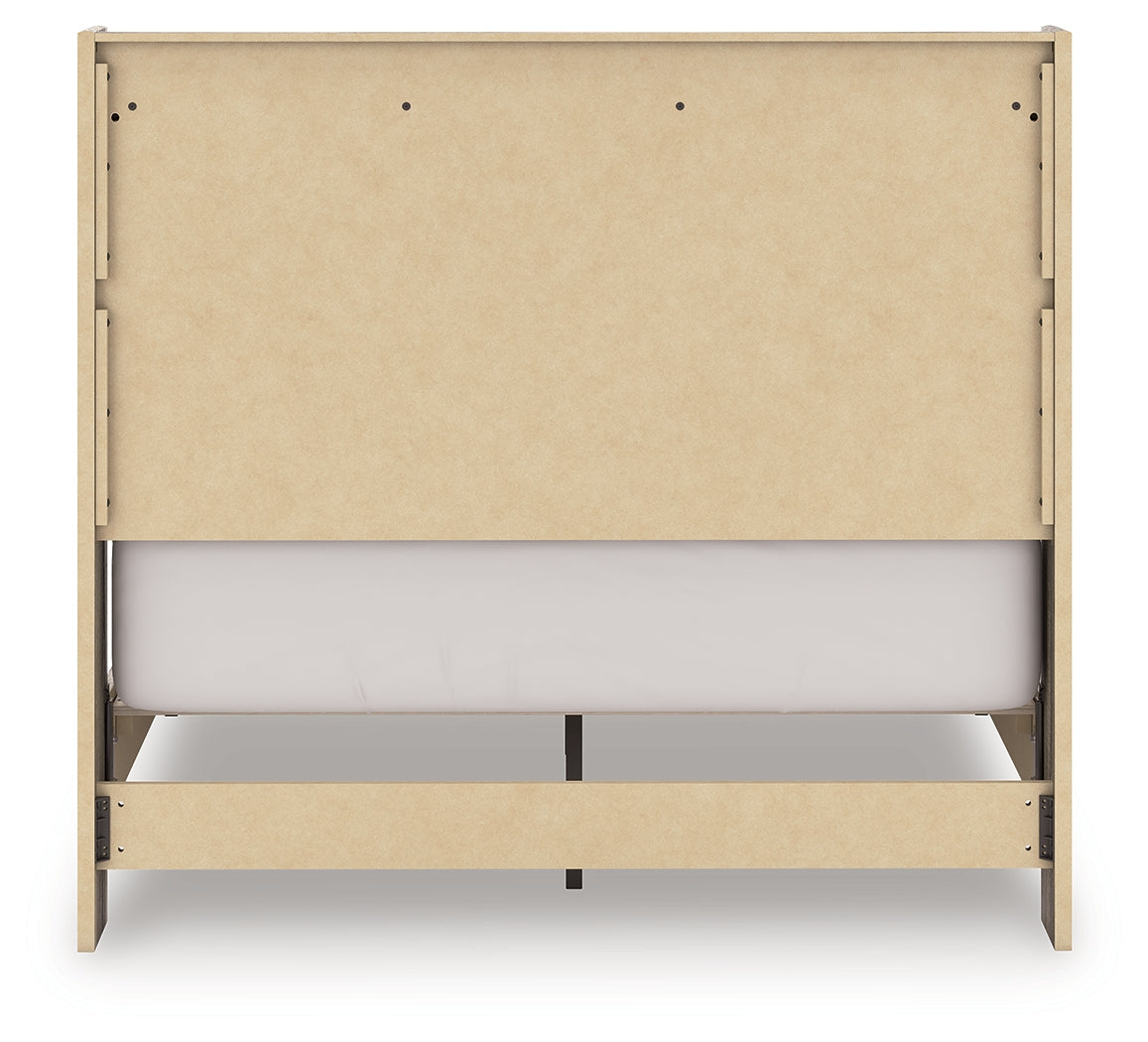 Elbrim Brown Full Panel Storage Bed, Dresser and Mirror