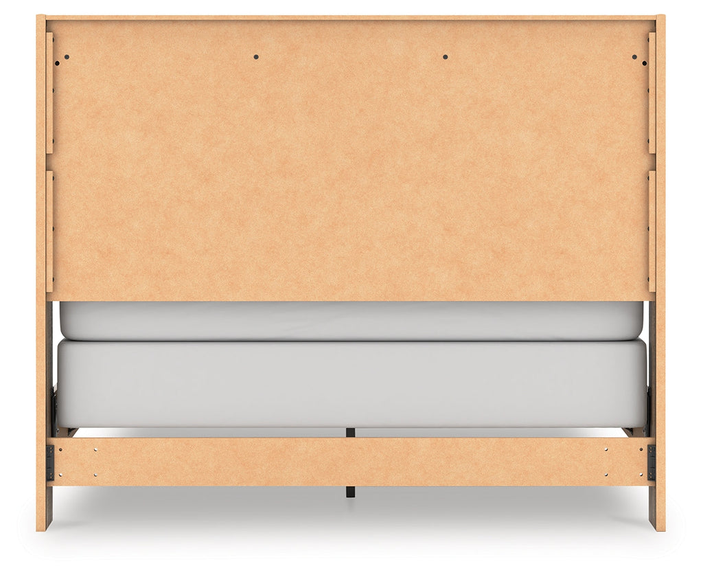 Elbrim Brown Queen Panel Bed