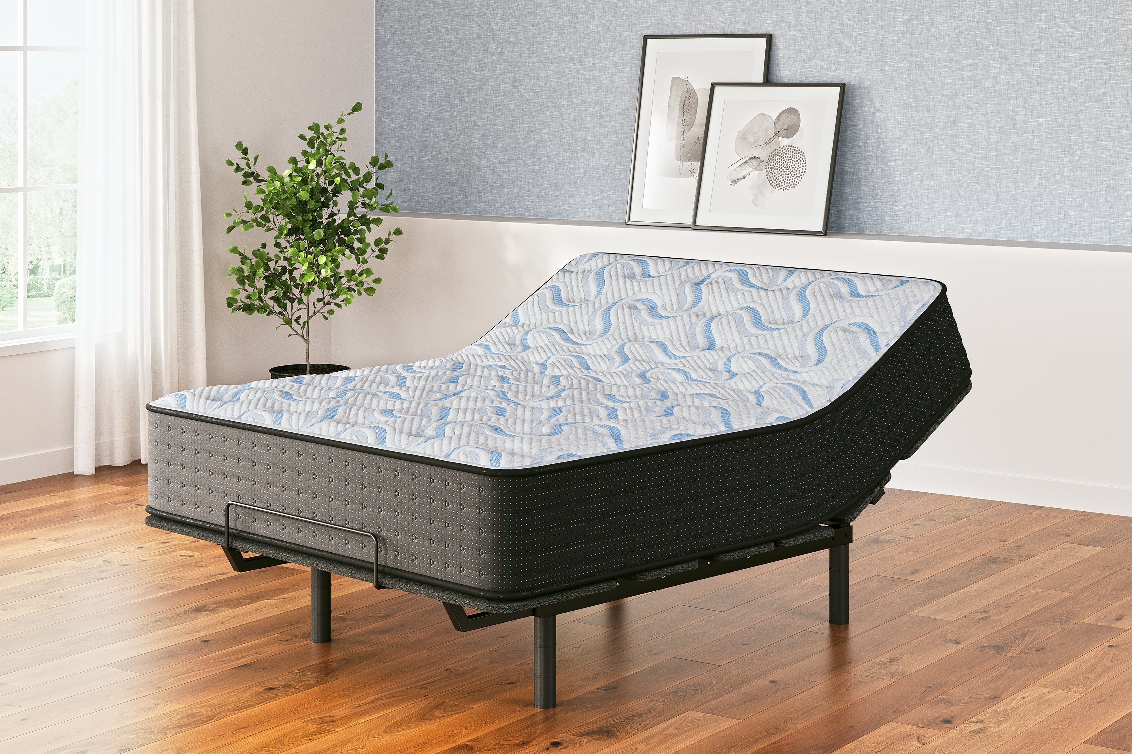 Elite Springs Plush Gray/Blue Queen Mattress