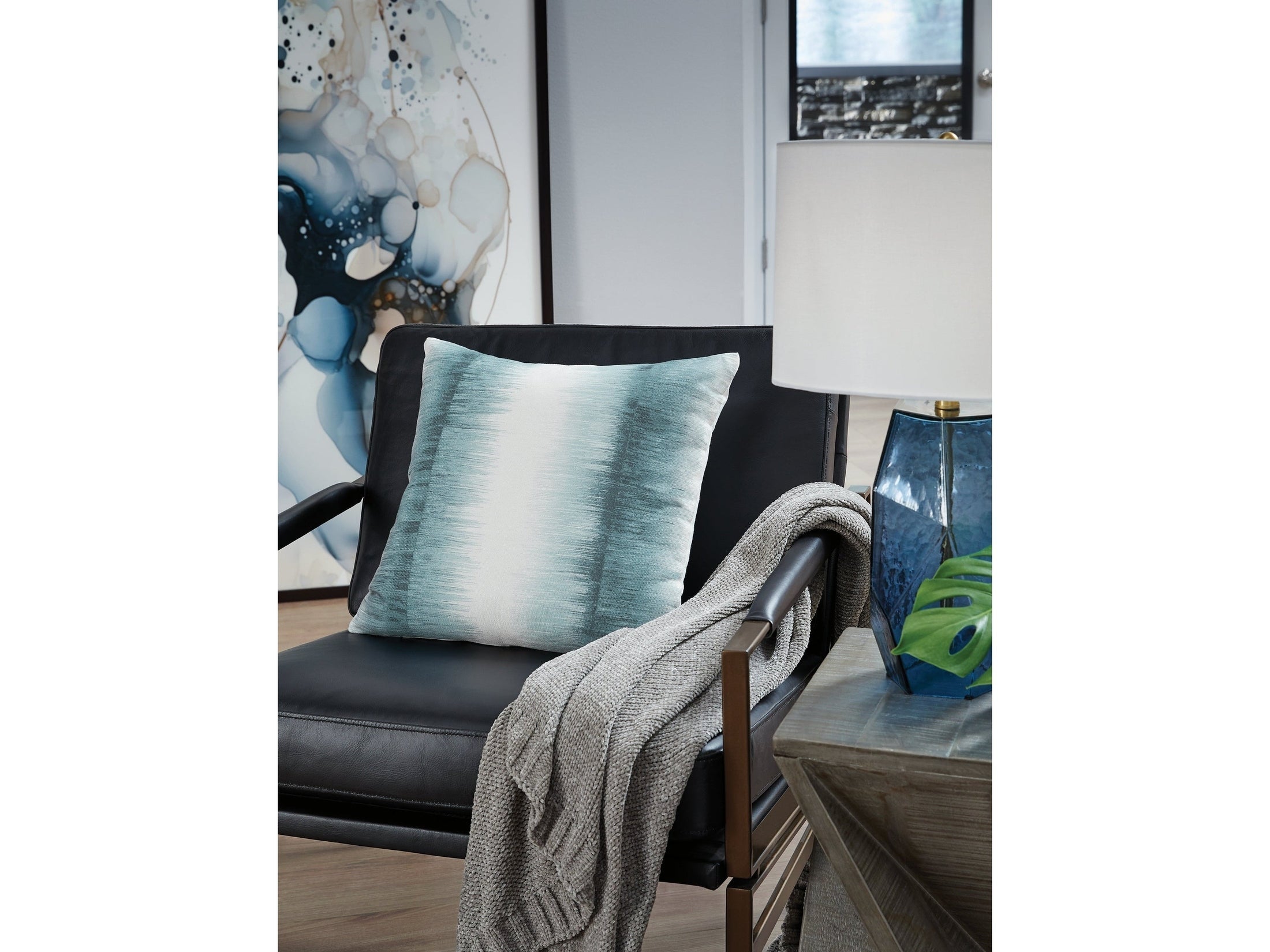 Elonwich Teal/White Pillow (Set of 4)