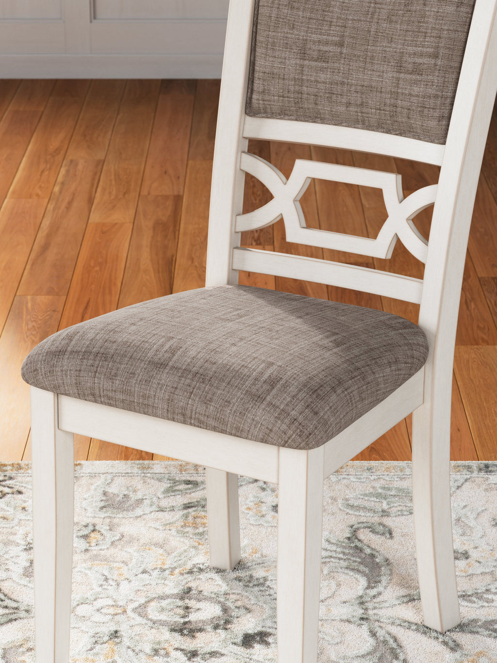 Erinberg Antique White Dining Room Set / 6pc