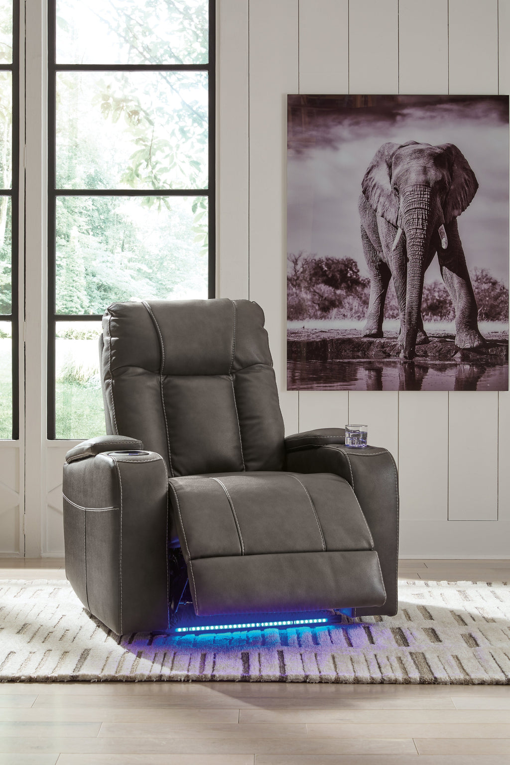 Feazada Gray Power Recliner