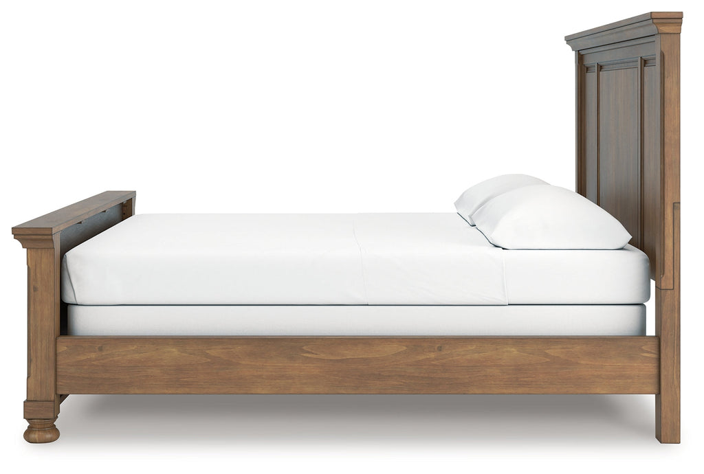 Feddinger Medium Brown California King Panel Bed