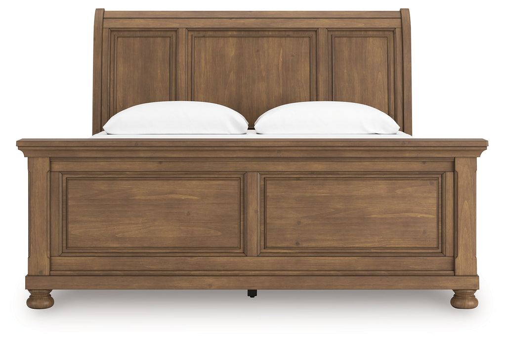 Feddinger Medium Brown King Sleigh Bed