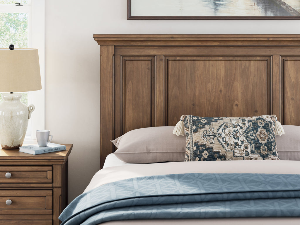 Feddinger Medium Brown Queen Panel Bed, Dresser and Mirror