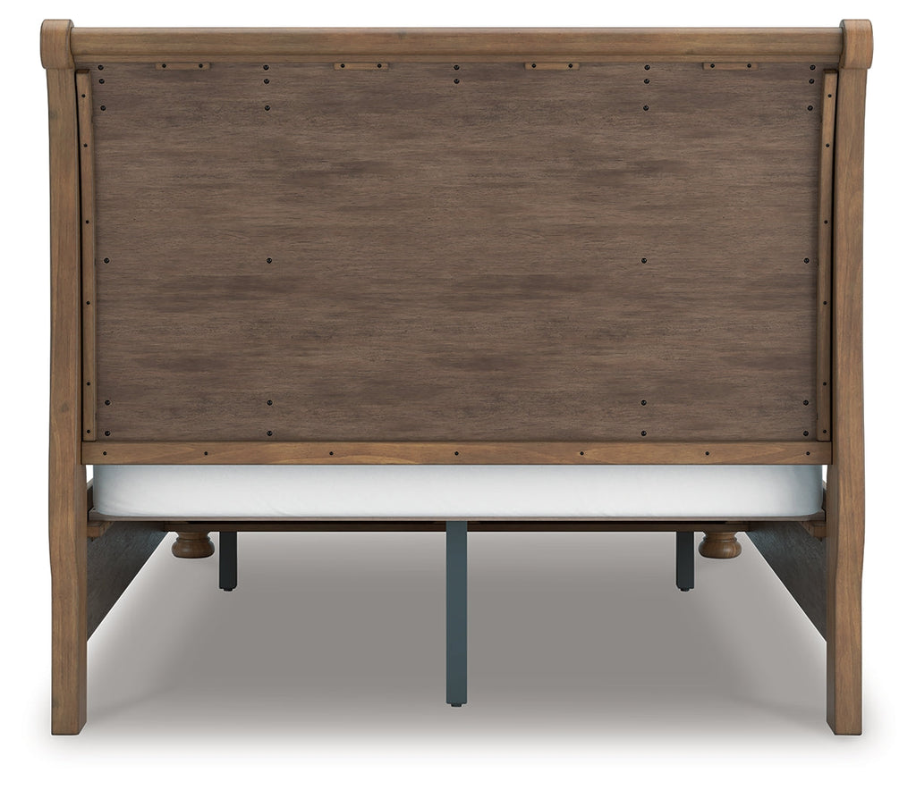 Feddinger Medium Queen Sleigh Bedroom Set, Brown