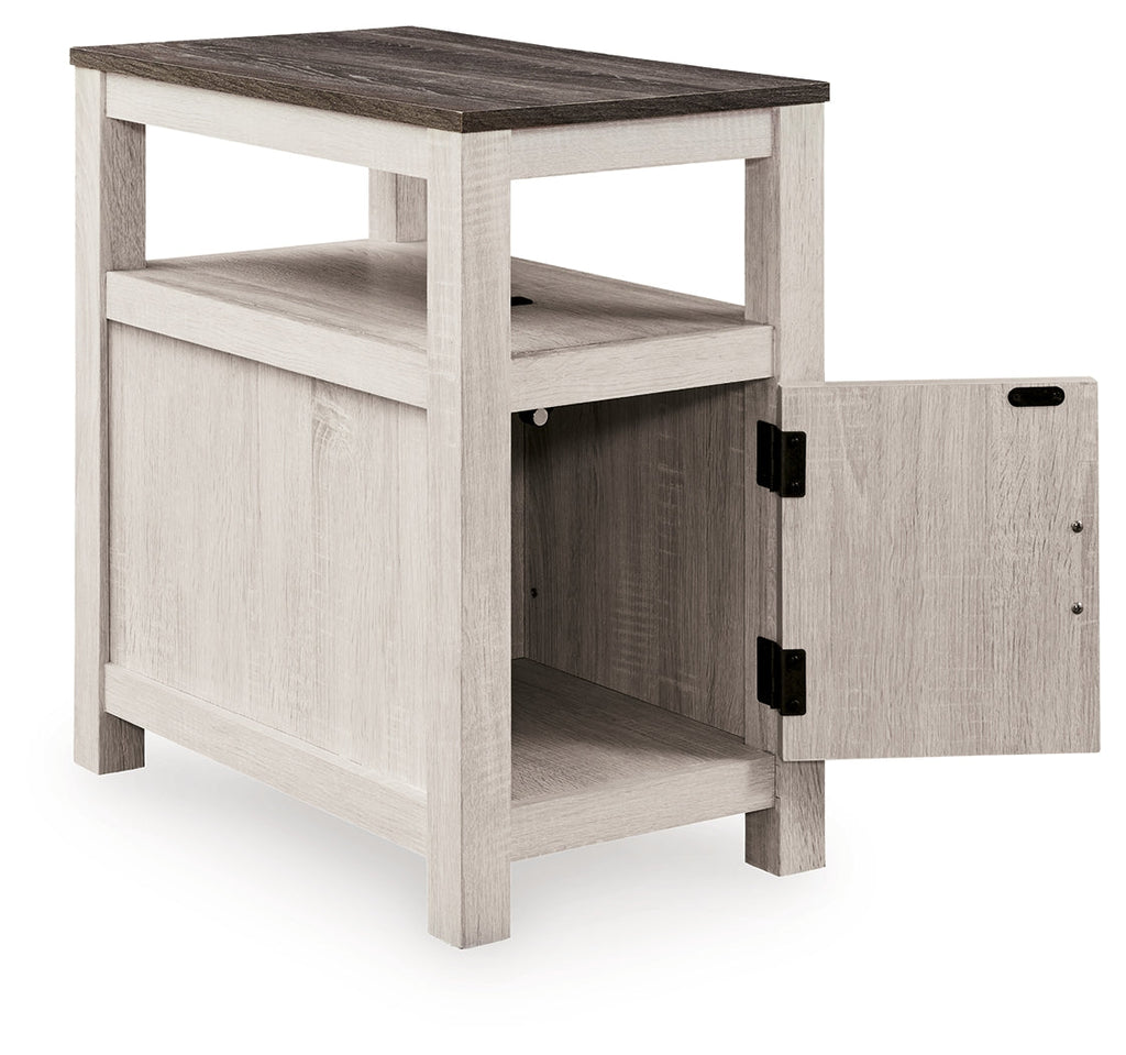 Fendenmore Two-tone Chair Side End Table