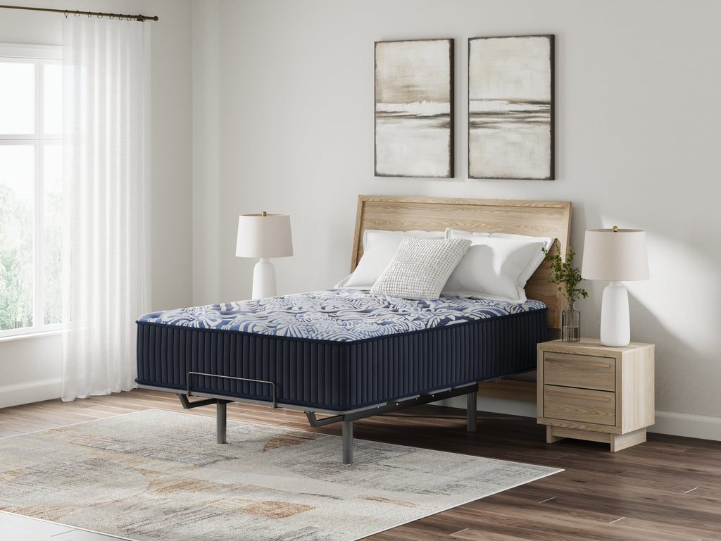 Firm Luxe 2.0 Blue King Mattress