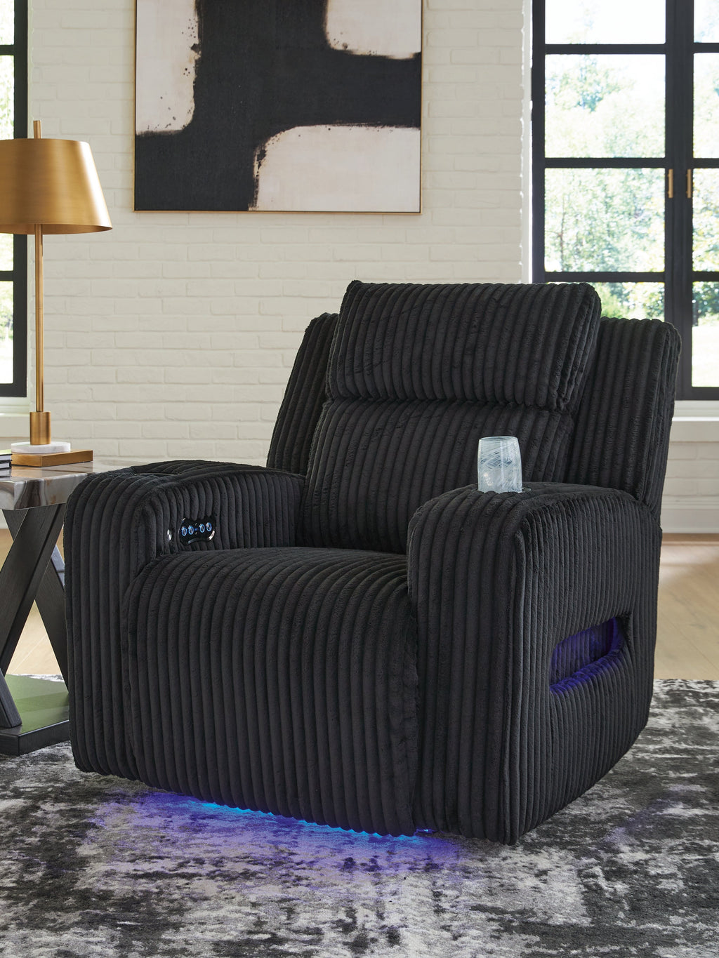 Forest Lake Black Power Recliner