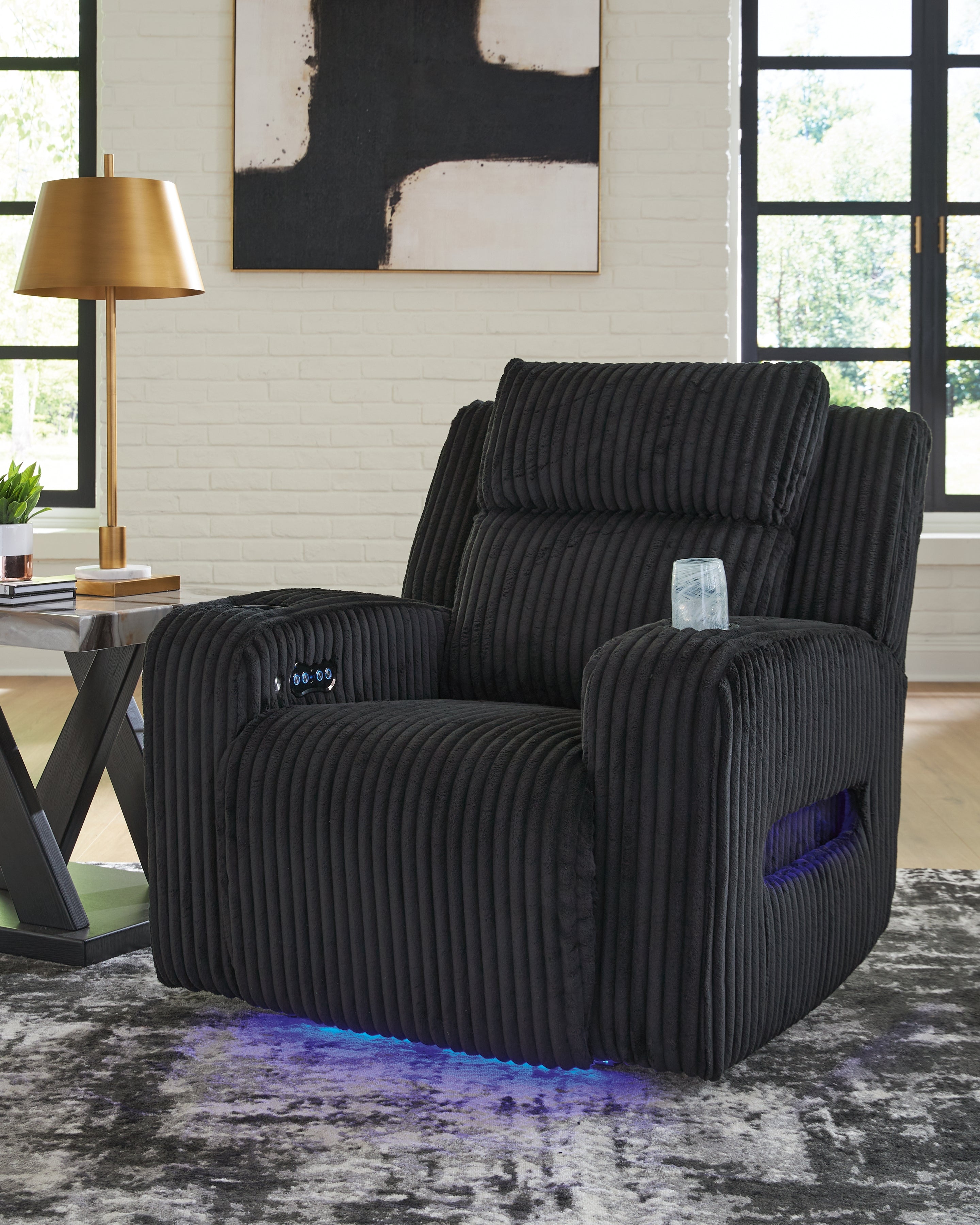 Forest Lake Black Power Reclining Sofa and Power Recliner