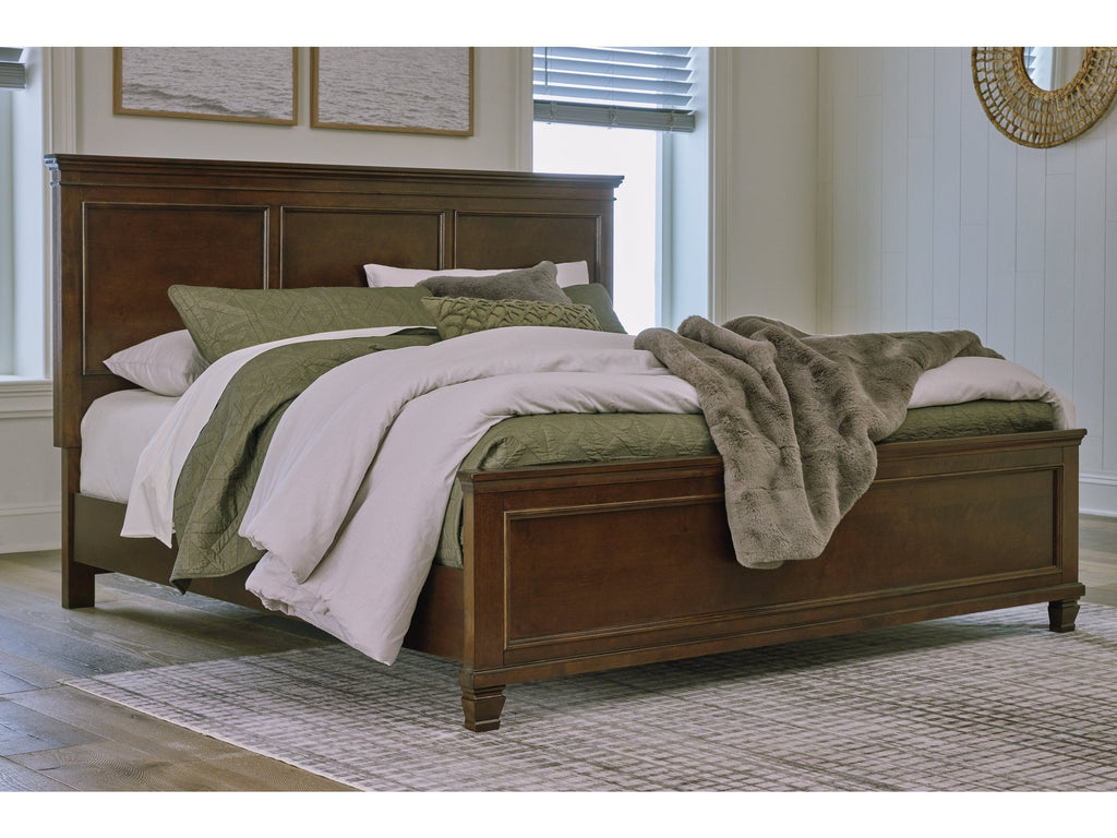 Danabrin Brown King Panel Bed