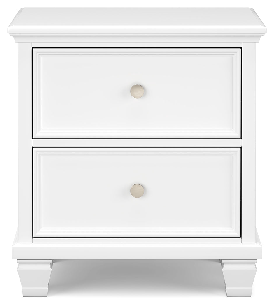 Fortman White Full Panel Bed, Dresser and Nightstand