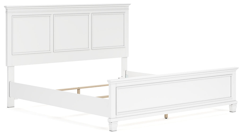 Fortman White King Panel Bed
