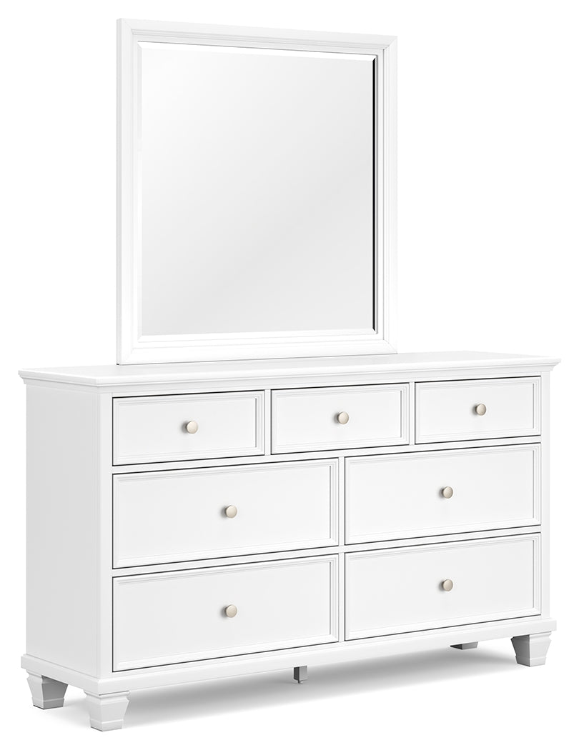 Fortman Queen Panel Bedroom Set, White