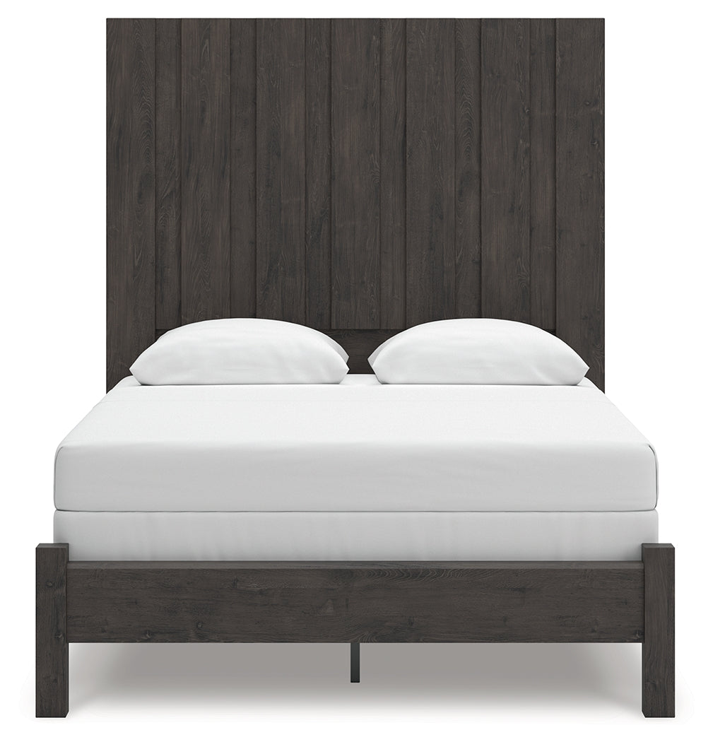 Fraluna Charcoal Queen Panel Bed