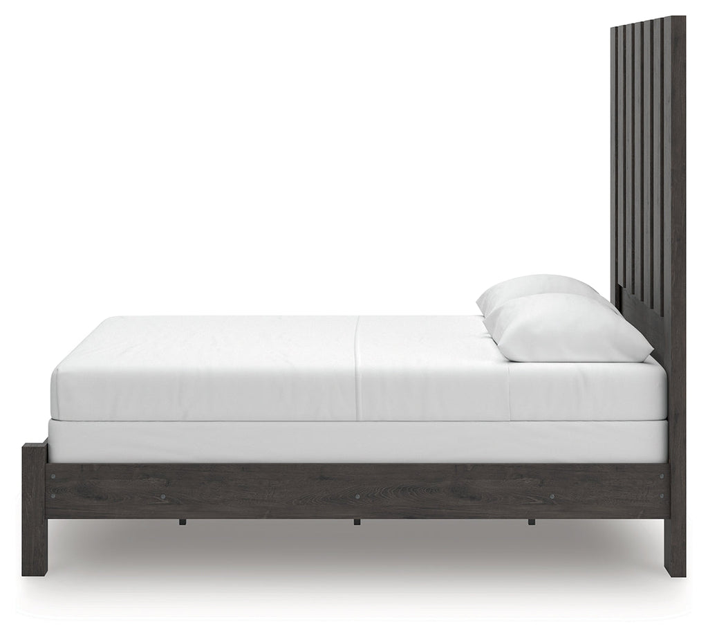 Fraluna Charcoal Queen Panel Bed