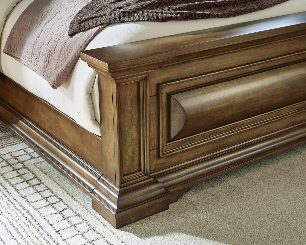 Frantanna Brown California King Panel Bed