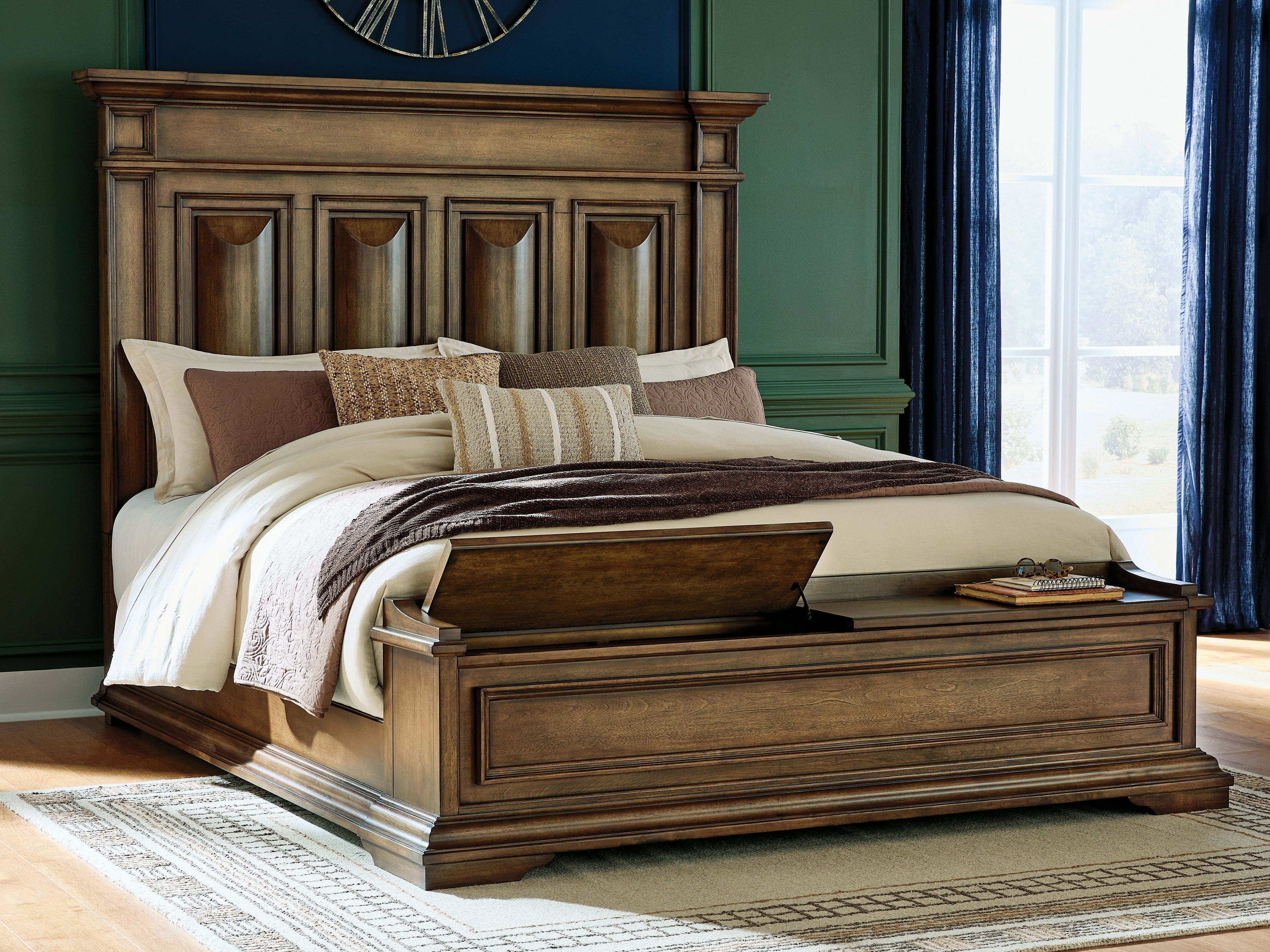 Frantanna Brown King Panel Storage Bed