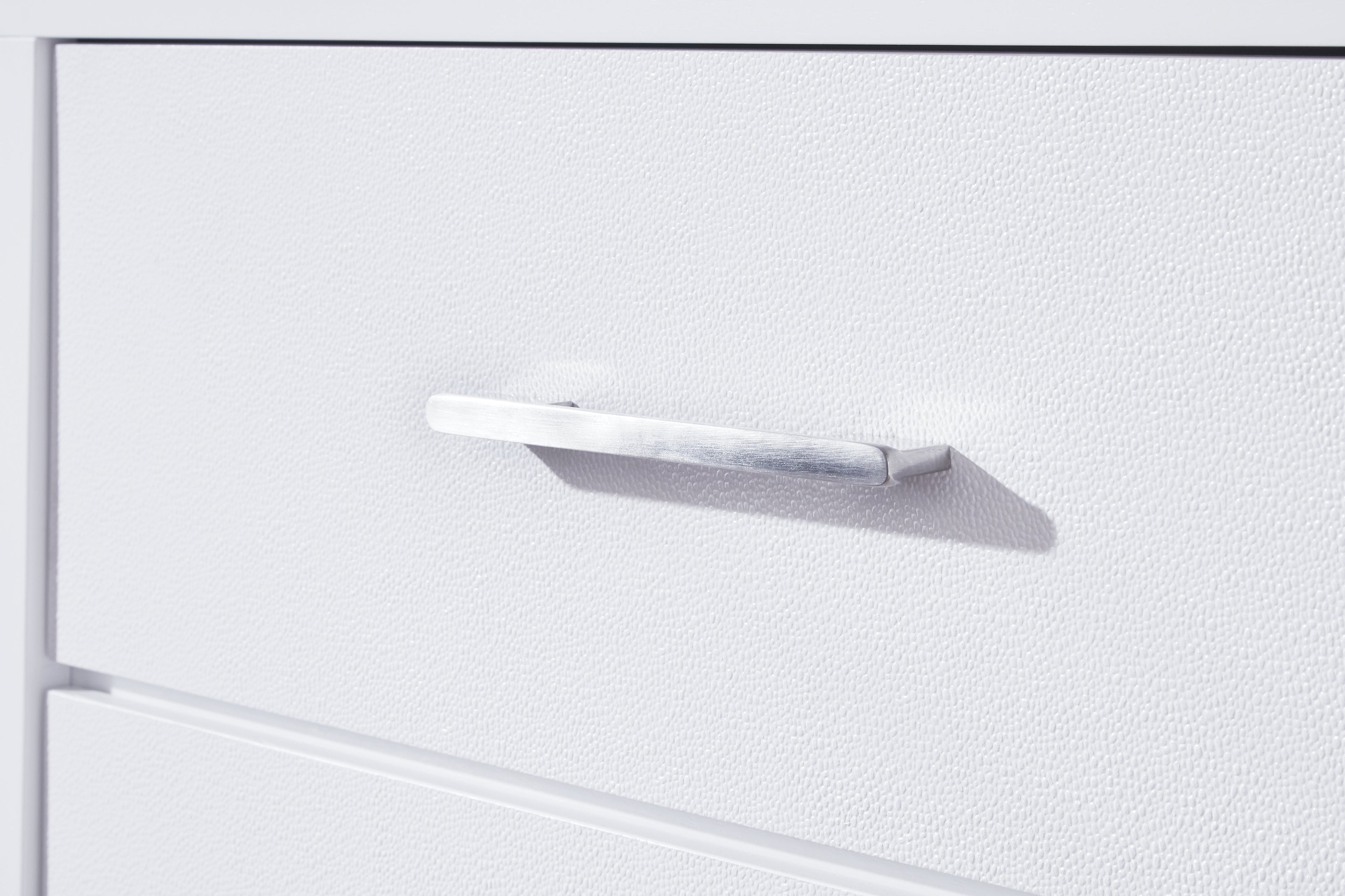 Frostlyn White Chest of Drawers
