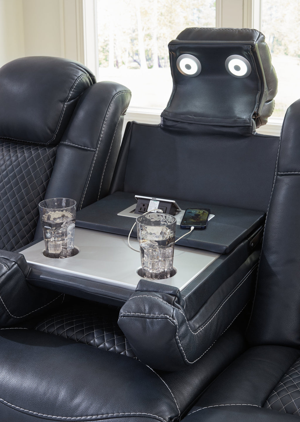 Fyne-Dyme Sapphire Power Reclining Sofa and Power Recliner