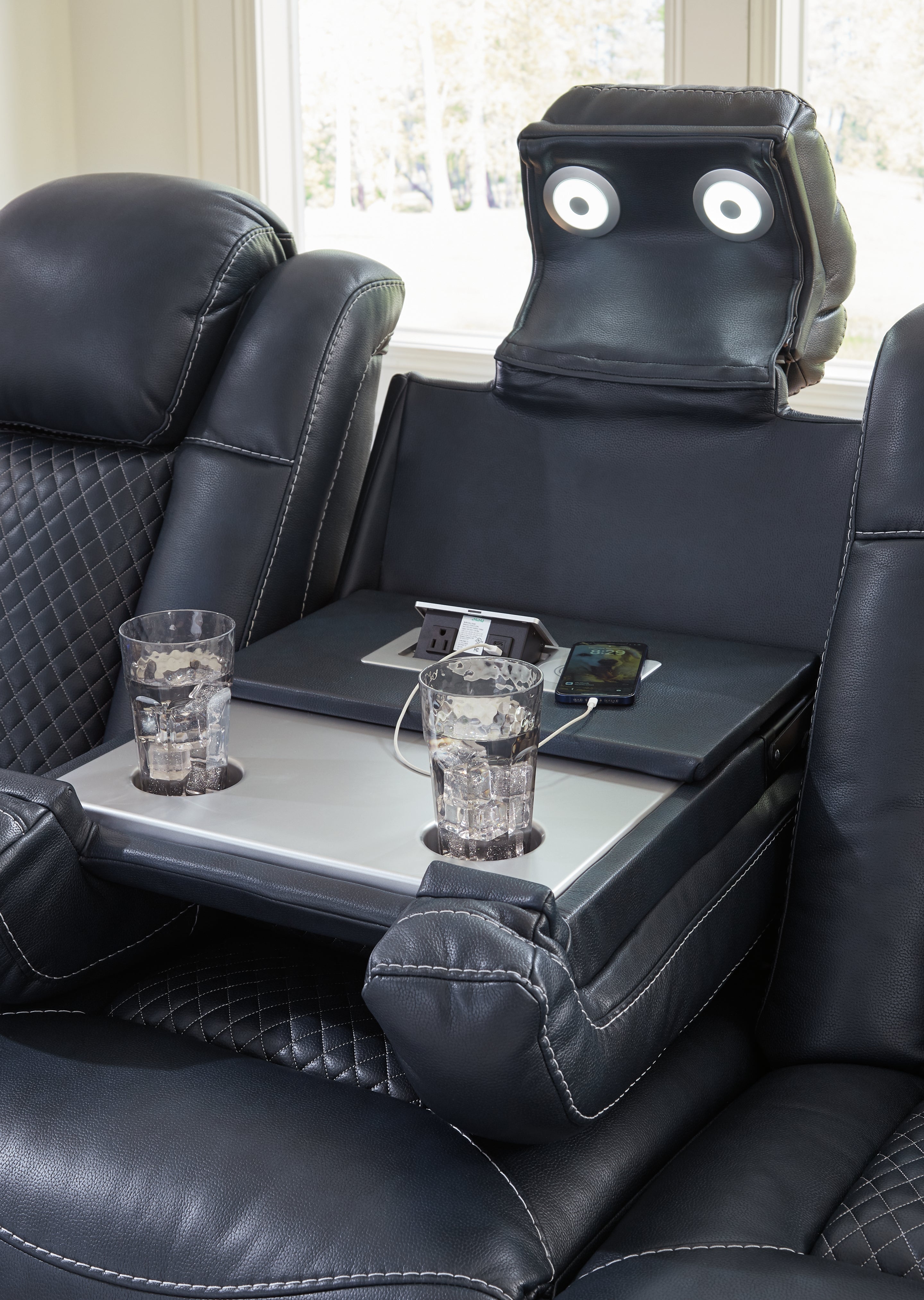 Fyne-Dyme Sapphire Power Reclining Sofa and Power Recliner