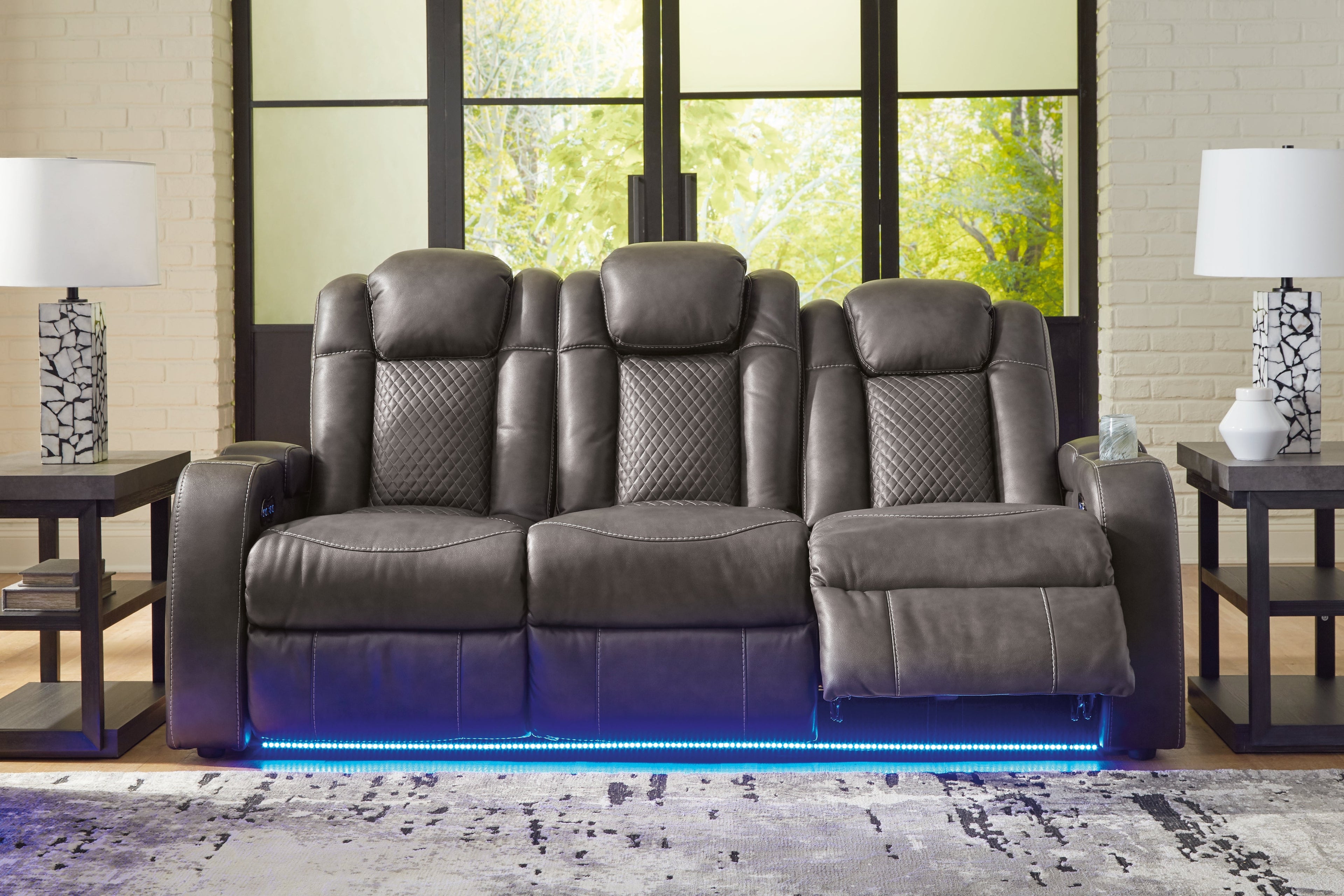 Fyne-Dyme Shadow Power Reclining Sofa and Power Recliner