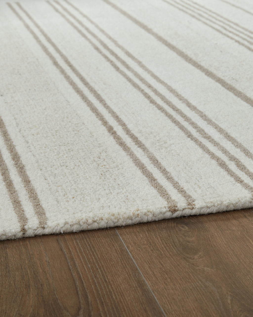 Gadence Ivory/Tan Large Rug