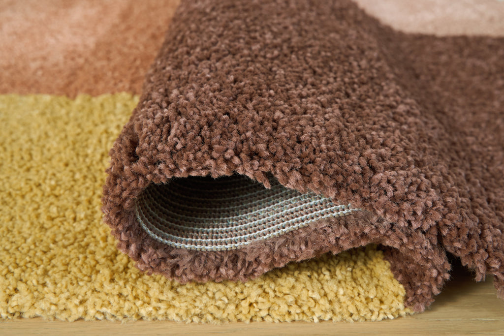 Gailmore Cream/Pink/Ocher 5' x 7' Rug