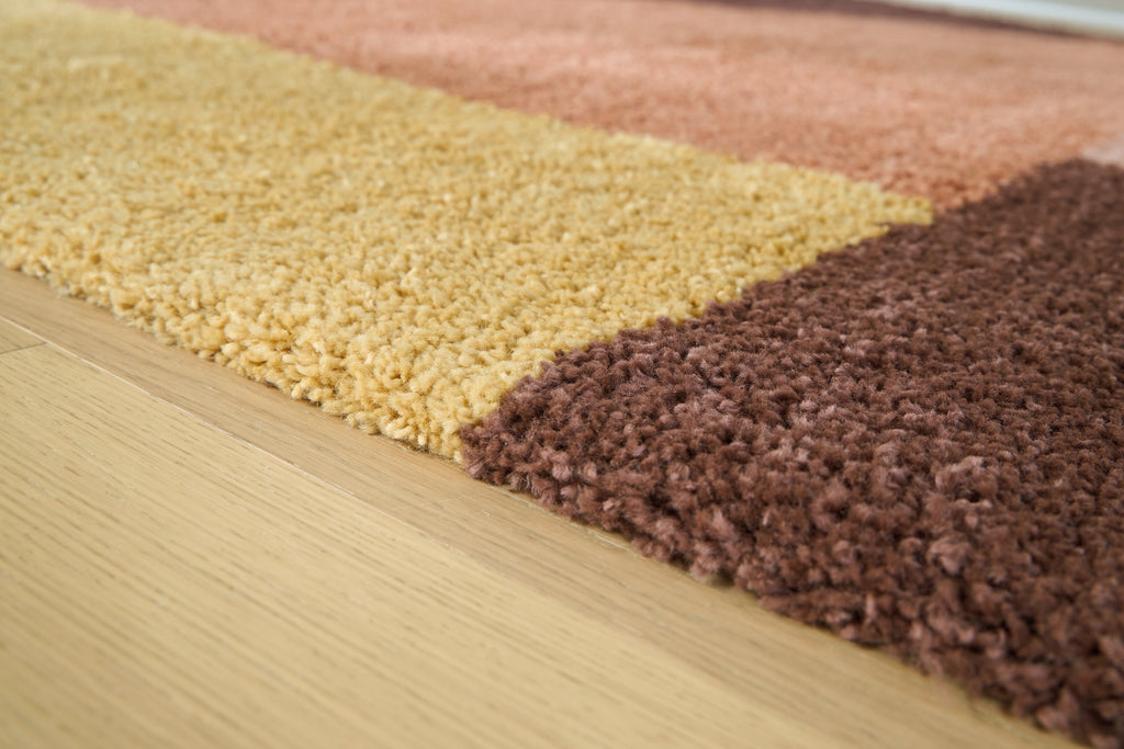 Gailmore Cream/Pink/Ocher 5' x 7' Rug