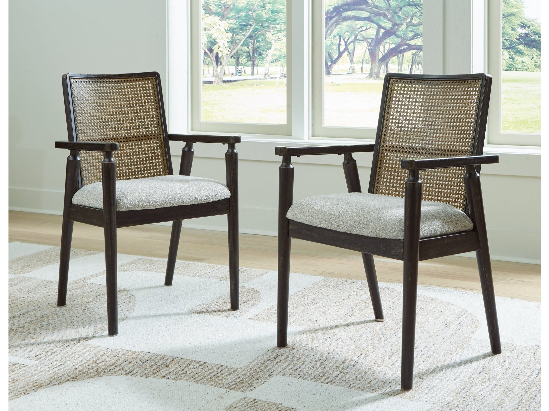 Galliden Black Dining Arm Chair (Set of 2)